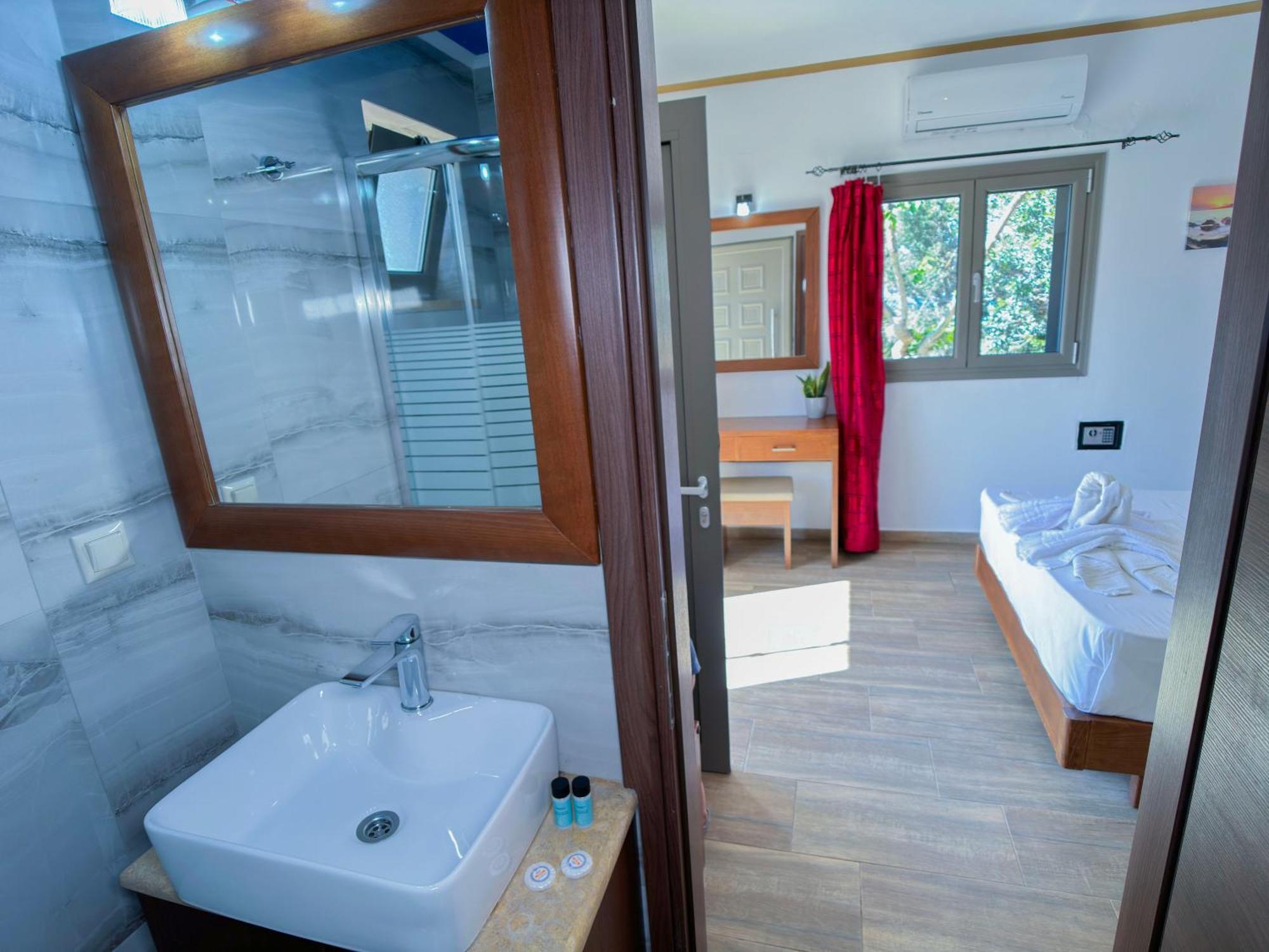Beautiful Life Rooms With Sea View - Next To Elafonisi Beach Kültér fotó